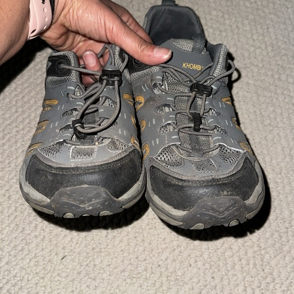 Khombu reef shark sneakers size 10 - Picture 6 of 8